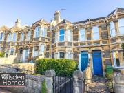 3 bedroom terraced house for sale in Milton Avenue,...