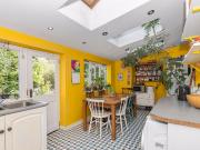 3 bedroom terraced house for sale in Robertson Road,...
