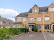 3 bedroom terraced house for sale in Signal Close Henlow...