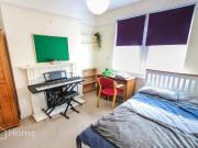 3 bedroom terraced house for sale in Sladebrook Avenue,...