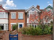 3 bedroom terraced house for sale in St James Road,...