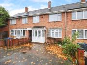 3 bedroom terraced house for sale in Suffield Grove,...