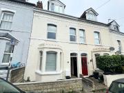 3 bedroom terraced house for sale in Swindon Road,...