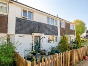 3 bedroom terraced house for sale in Tavistock Close,...