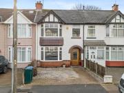3 bedroom terraced house for sale in Tennyson Road,...
