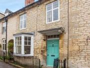 3 bedroom terraced house for sale in Tetbury Street...