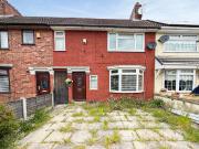 3 bedroom terraced house for sale in Teynham Crescent,...