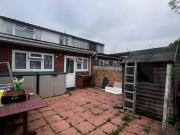 3 bedroom terraced house for sale in Tintern Close,...