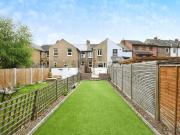 3 bedroom terraced house for sale in Upper Bridge Road,...
