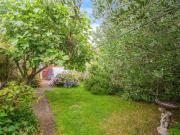 3 bedroom terraced house for sale in Victoria Avenue,...