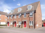 3 bedroom terraced house for sale in Winchcombe Meadows,...