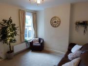 3 bedroom Terraced House To Let