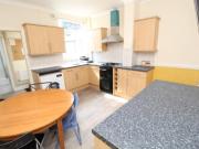 3 bedroom Terraced House To Let