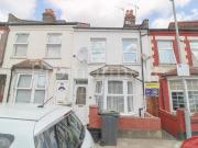 3 bedroom terraced house to rent