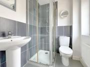 3 bedroom terraced house to rent