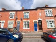 3 bedroom terraced house to rent