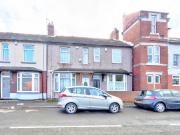 3 bedroom terraced house to rent