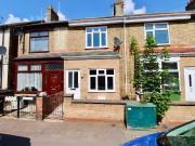 3 bedroom terraced house to rent