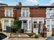 4 bedroom terraced house to rent