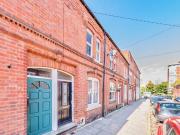 3 bedroom terraced house to rent