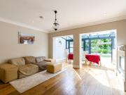 3 bedroom terraced house to rent