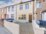 3 bedroom terraced house to rent