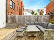 3 bedroom terraced house to rent