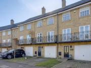 3 bedroom terraced house to rent