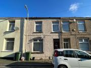 3 bedroom terraced house to rent