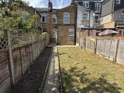 3 bedroom terraced house to rent