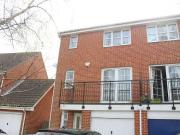 3 Bedroom Town House 3 Bedroom Town House