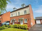 3 bedroom town house for rent in Charlotte Road,...