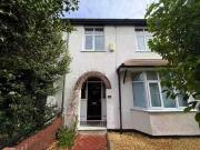 3 bedroom town house for rent in Cranbrook Road,... 3 bedroom town house for rent in Cranbrook Road,...