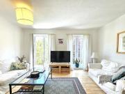 3 Bedroom Town House For Rent In East Finchley