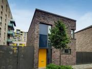 3 bedroom town house for rent in Fergus Street London SE10