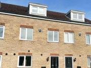 3 Bedroom Town House For Rent In Lincoln