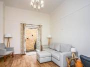 3 bedroom town house for rent in Swan Street WEST...