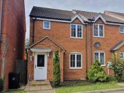 3 bedroom town house for rent in Thorneydene Gardens...
