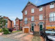 3 bedroom town house for sale in 18 Walls Avenue,...