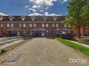 3 bedroom town house for sale in Brodie Grove,...