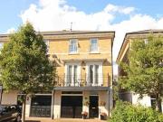 3 Bedroom Town House For Sale In Langley Waterside,...