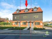 3 bedroom town house for sale in Park Prewett Drive,...