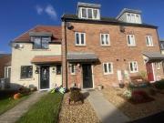 3 bedroom town house for sale in Richardson Gardens,...