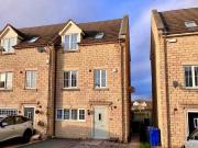 3 Bedroom Town House For Sale In Rossington, Doncaster