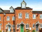 3 Bedroom Town House For Sale In Rotherham, South Yorkshire