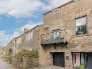 3 Bedroom Town House For Sale In Scouthead, Saddleworth