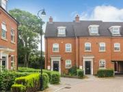 3 bedroom town house for sale in Shire Road Clapham...