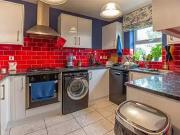 3 Bedroom Town House For Sale In Tetbury Hill,...