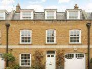 3 bedroom town house for sale in Upper Montagu Street...
