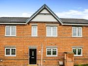 3 Bedroom Town House For Sale In Wakefield, West Yorkshire